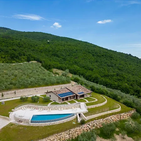 Lejlighedshotel L'oro Di Pizzon - Exklusive Garda 4*