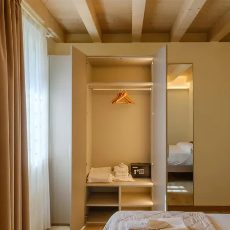 L'oro Di Pizzon - Exklusive Garda Aparthotel Costermano