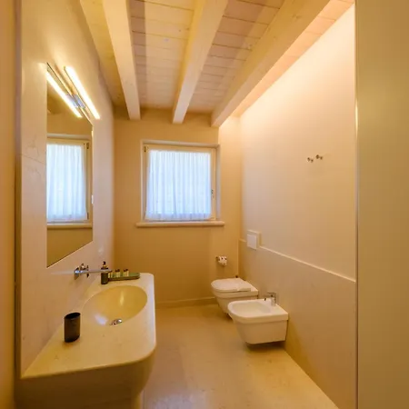 L'oro Di Pizzon - Exklusive Garda Aparthotel