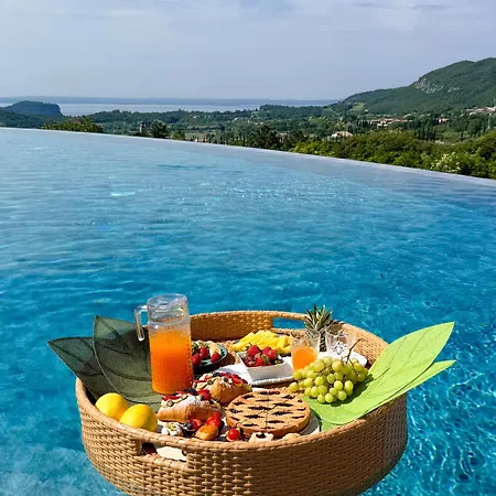 아파트호텔 L'oro Di Pizzon - Exklusive Garda 4*